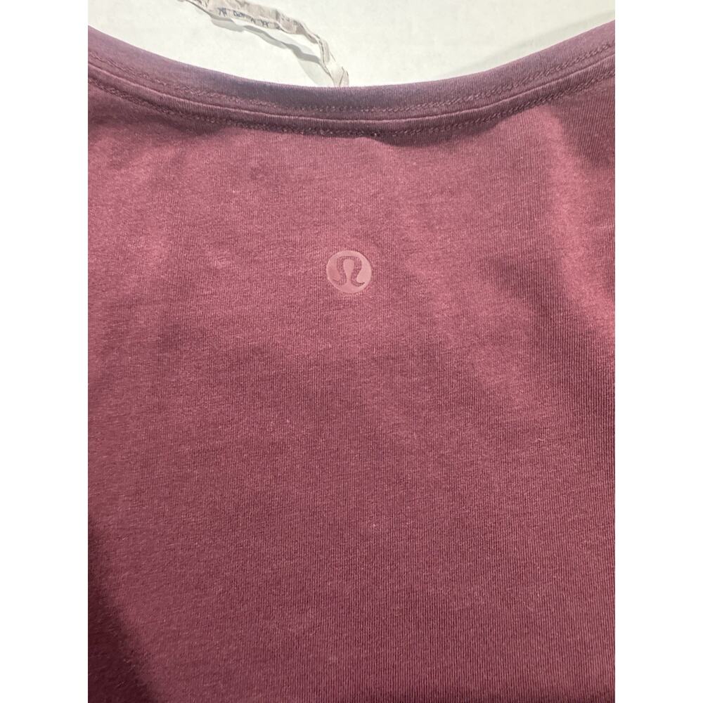 Lululemon Women's Solid Purple Crew Neck Short Sleeve Stretch Pullover T-Shirt - Picture 2 of 5